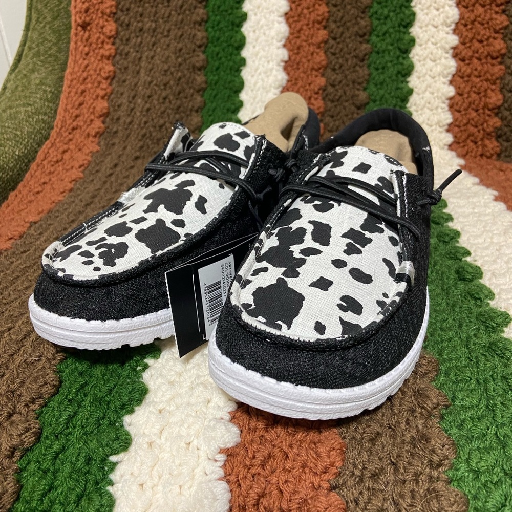 NWT HeyDude Wendy Cowprint SlipOns SIZE 9 WOMENS - Picture 10 of 10